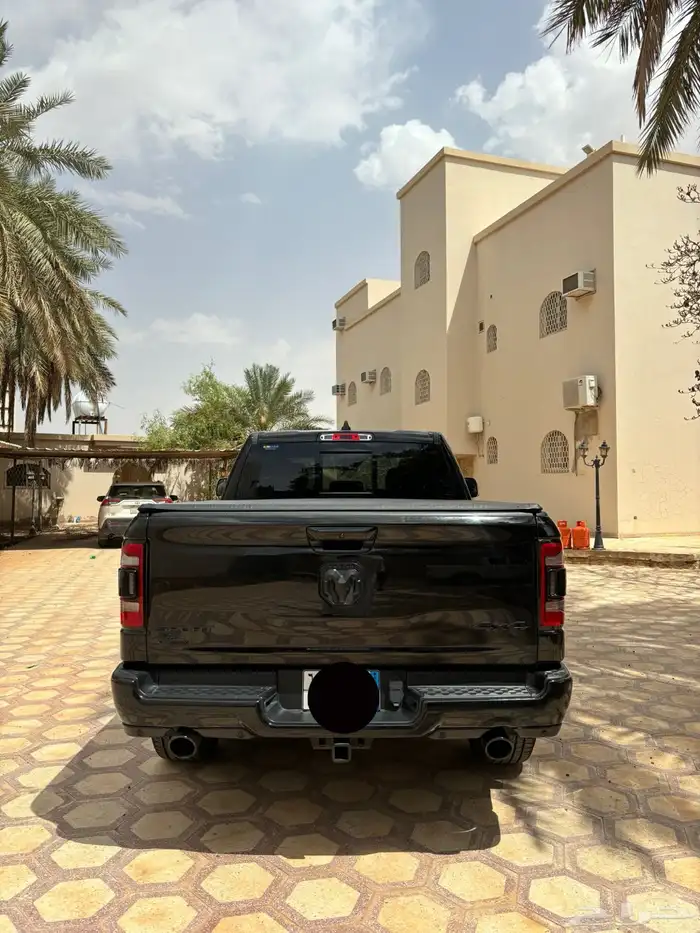 دوج رام 2021 - 8 سلندر هيمي 5.7 0