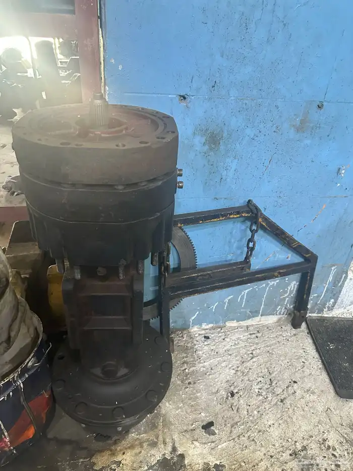 معدات ثقيلة 47