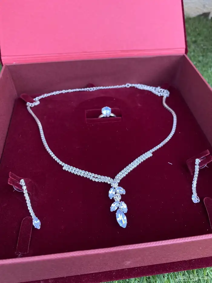 طقم اكسسوار وغيرها 1