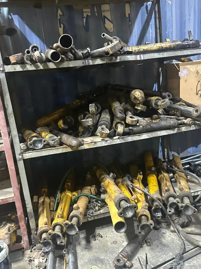 معدات ثقيلة 24