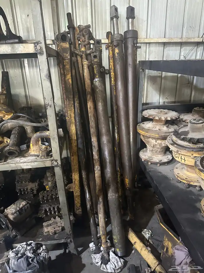 معدات ثقيلة 60