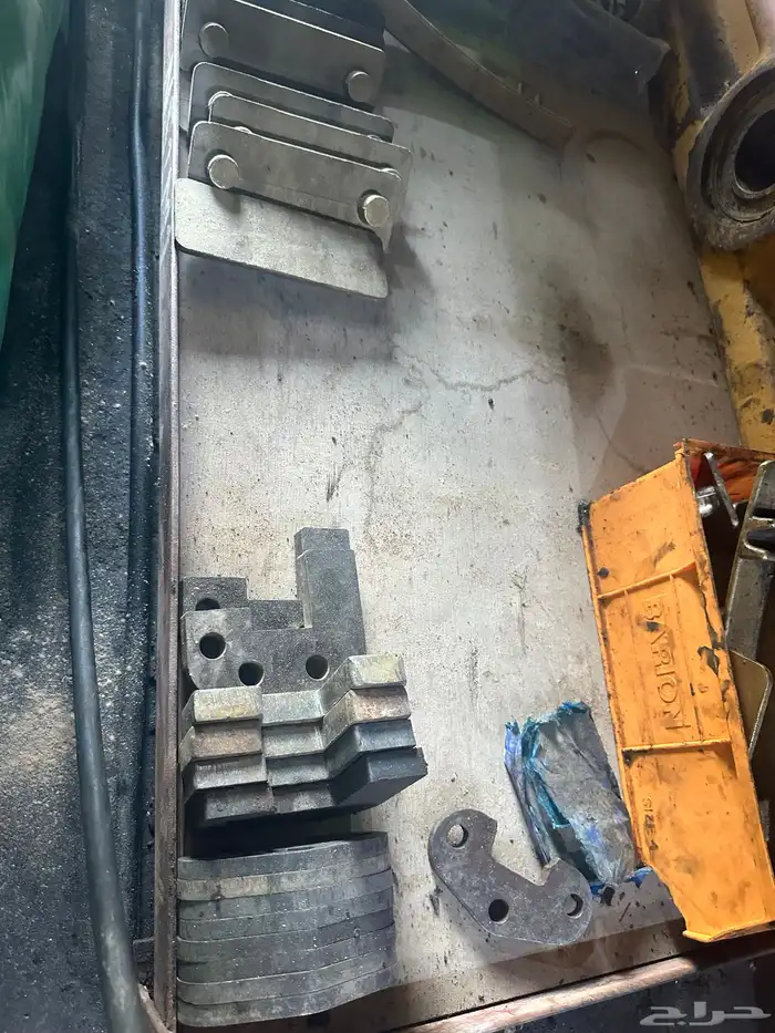 معدات ثقيلة 46