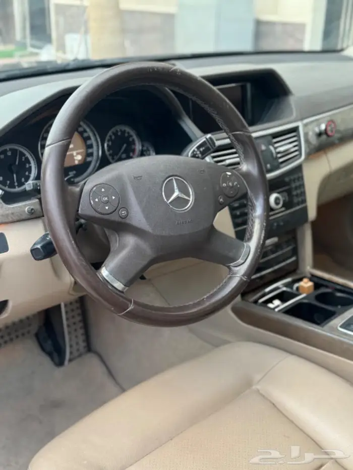 مرسيدس E300 7