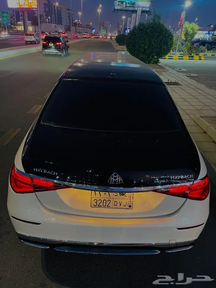 ليموزين مرسيدس مايباخ وحيدة في العالم جميع مناسبات 15