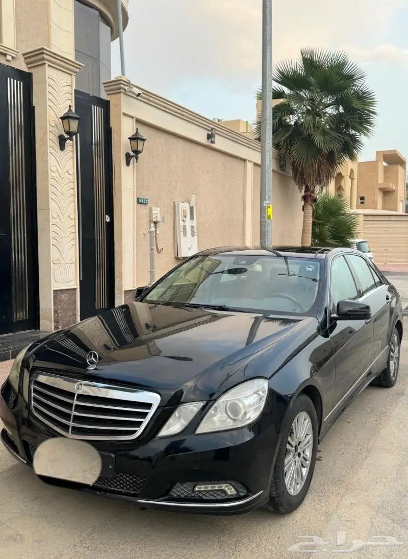 مرسيدس E300 2