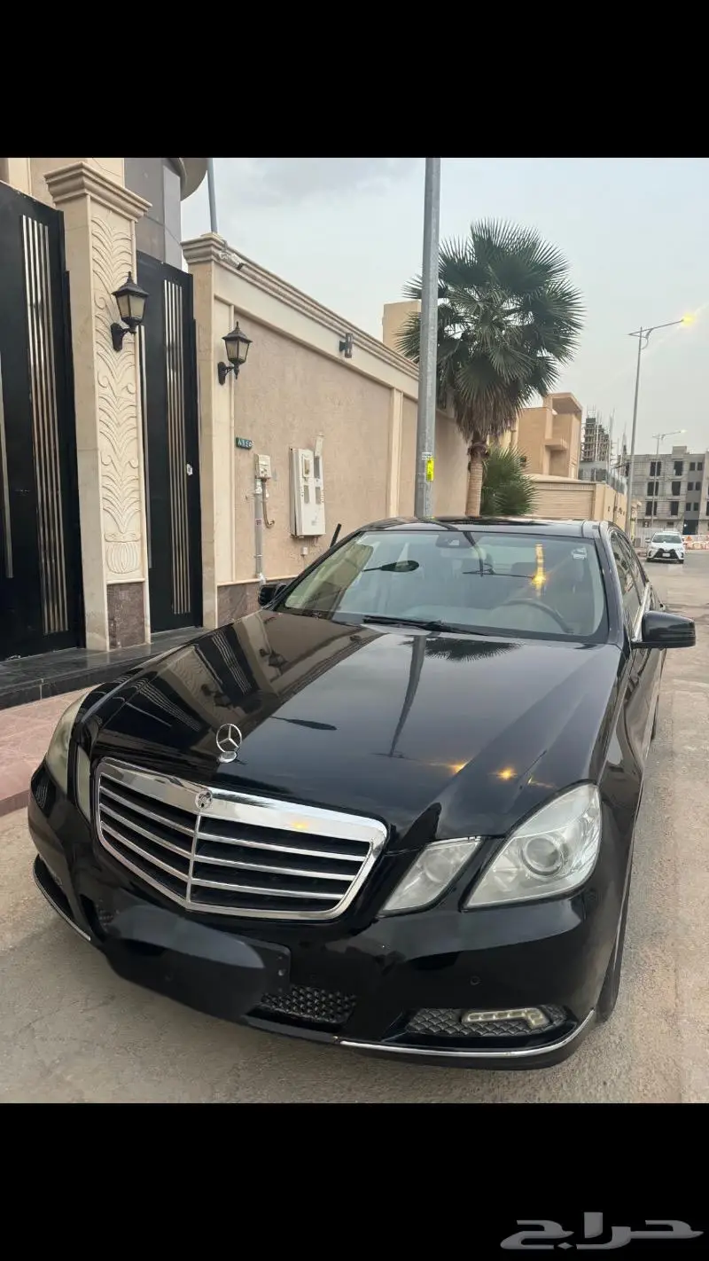 مرسيدس E300 1