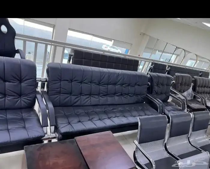 اثاث المكاتب جديد طاوله مدير  طاولة اجتماع  كنب  دولاب لوكرز 15