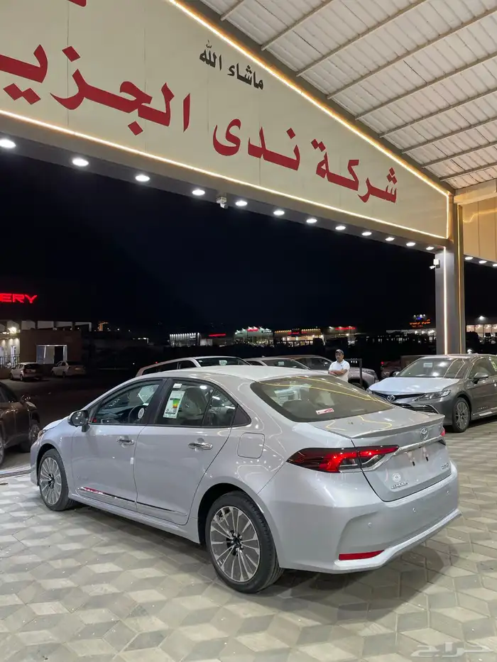 تويوتا كورولا XLI فتحة سقف محرك 2 0 سي سي موديل 2024 5