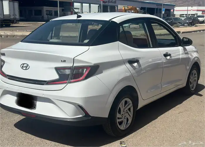 هيونداي جراند اي 10 2022 4