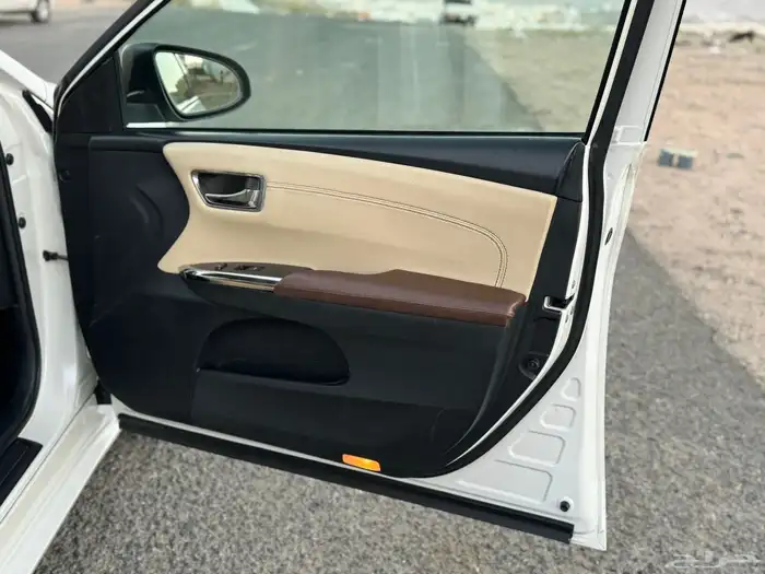 تم البيع أفالون 2013 تم البيع 23