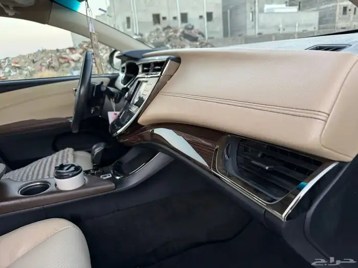 تم البيع أفالون 2013 تم البيع 24