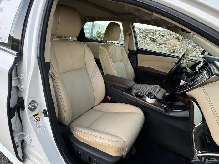 تم البيع أفالون 2013 تم البيع 16