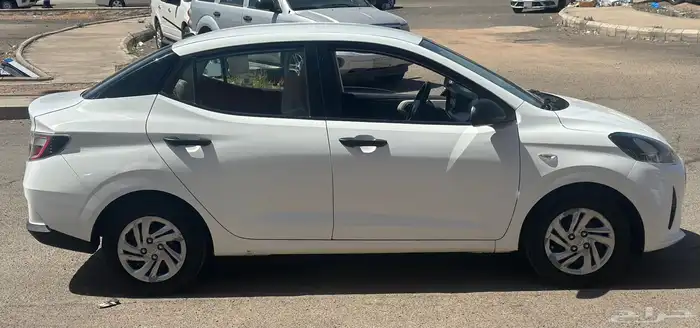 هيونداي جراند اي 10 2022 5