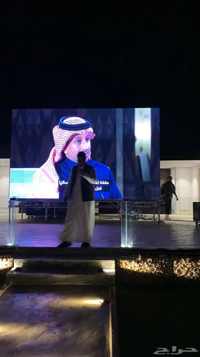 شاشات عملاقة (p2.6 )للإيجار للمعارض والحفلات والمؤتمرات 39