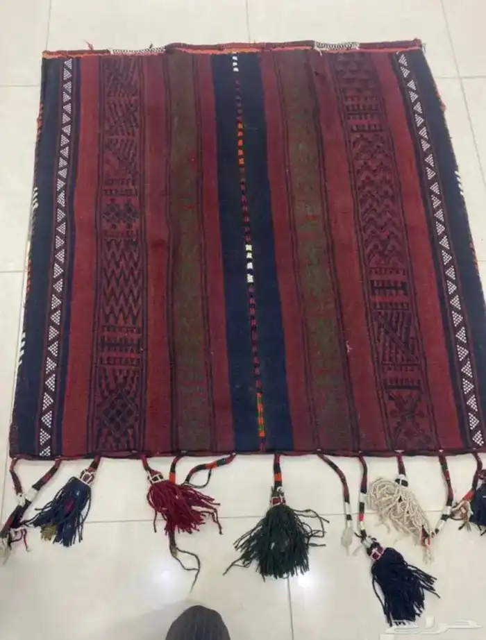 معانق للابل 0