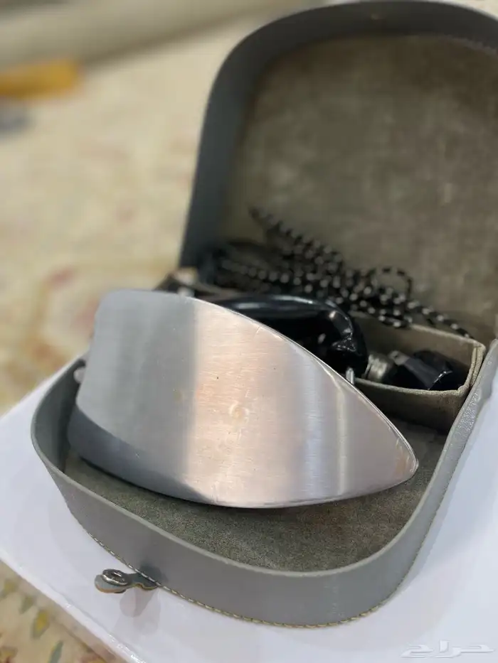مكواة اثرية تحفة نادرة جدا 5