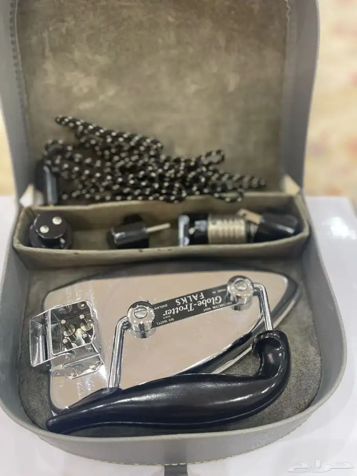 مكواة اثرية تحفة نادرة جدا 0