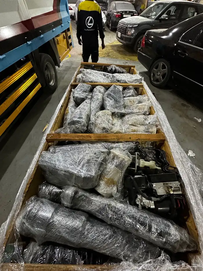 قطع غيار لكزس 1