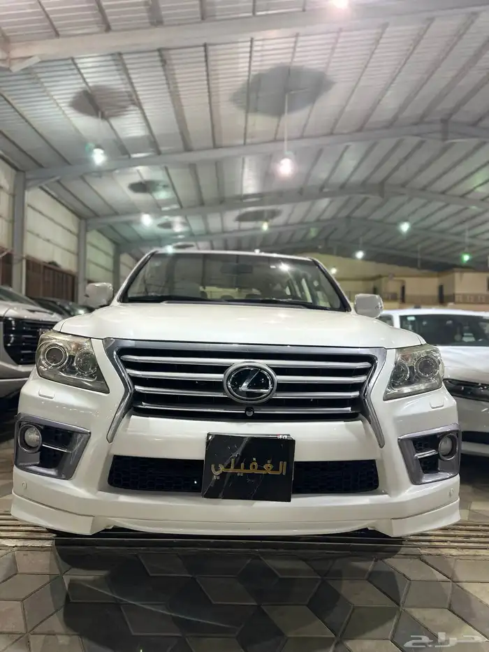 لكزس LX570 2013 0