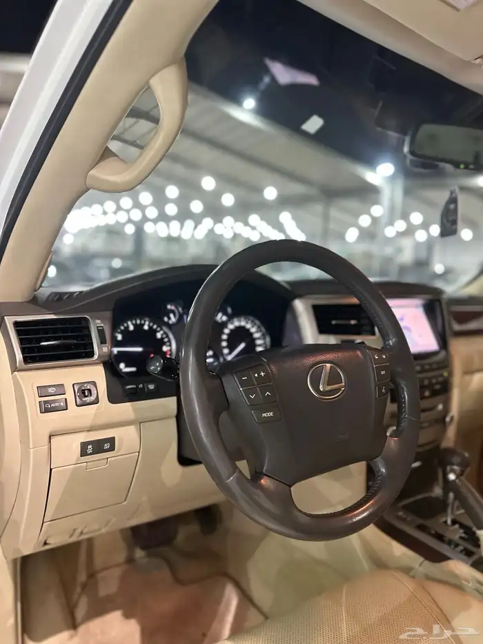 لكزس LX570 2013 13