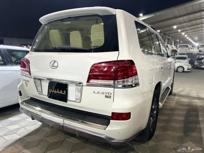 لكزس LX570 2013 4