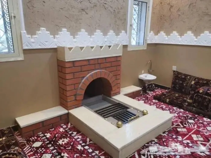 استراحه قسمين بمسبح كبير بسخان 5