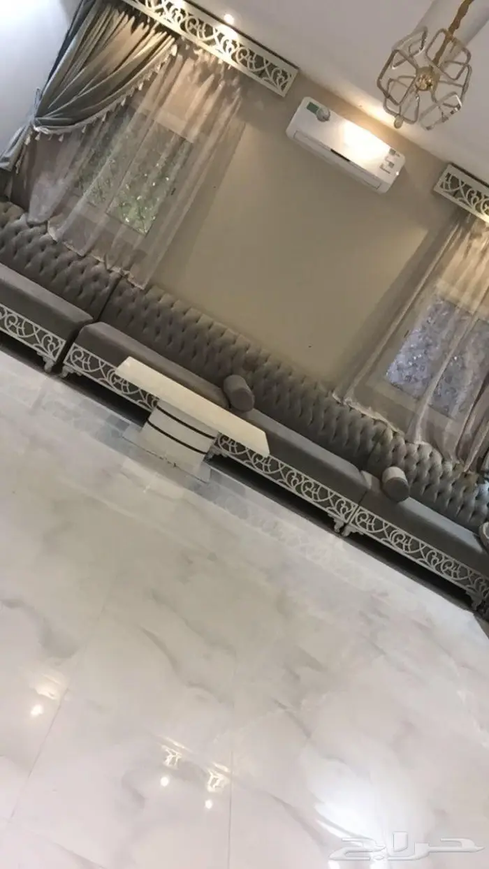 استراحه قسمين بمسبح كبير بسخان 9