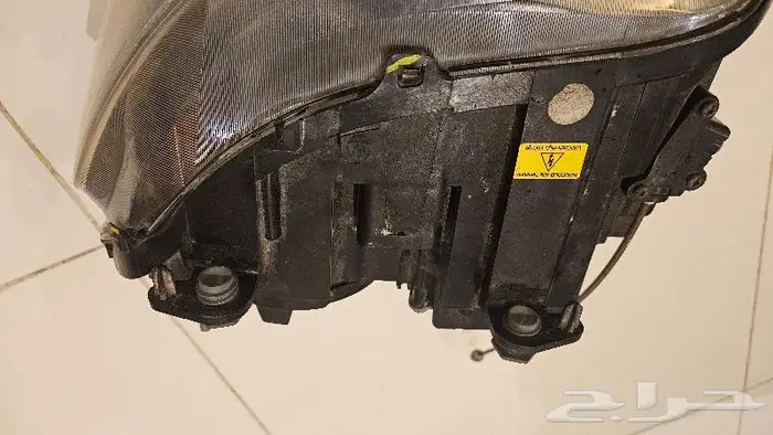 شمعه مازيراتي كواتربورتي يسار Maserati Light 2
