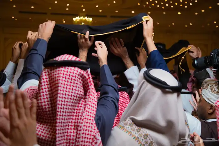 فرقة شعبية الفلكلور السعودي الشعبي لإحياء الزواجات والملك 0