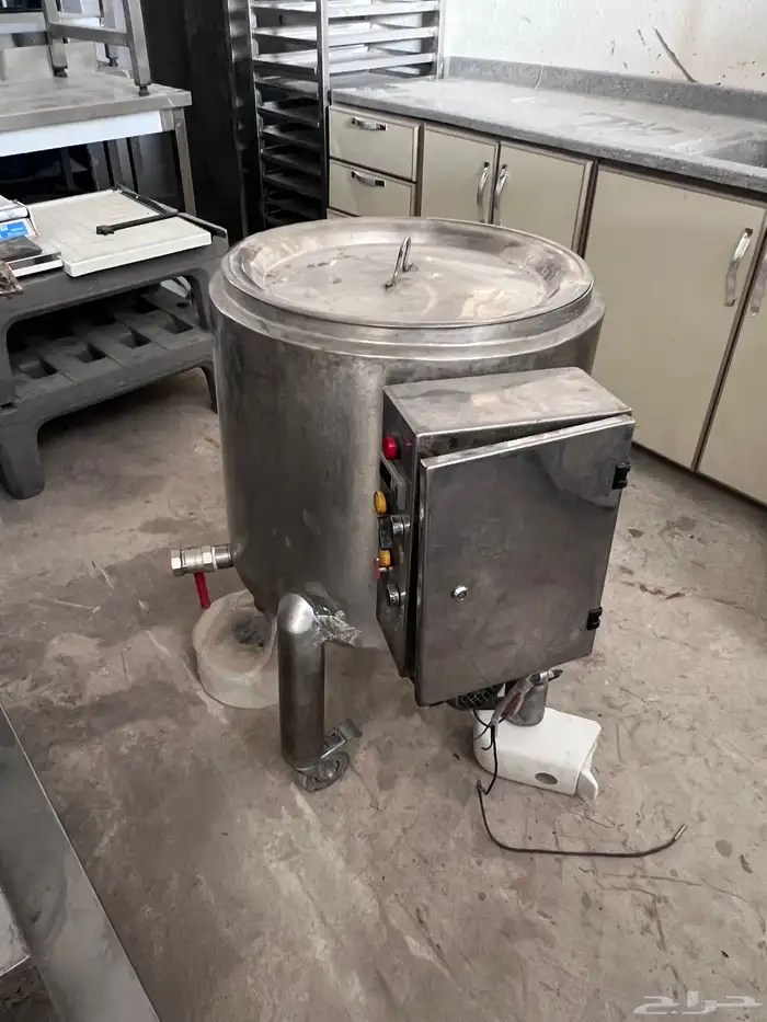 ادوات و معدات معمل شوكولاته للبيع رجاج مع خزان وملحقاتها 2