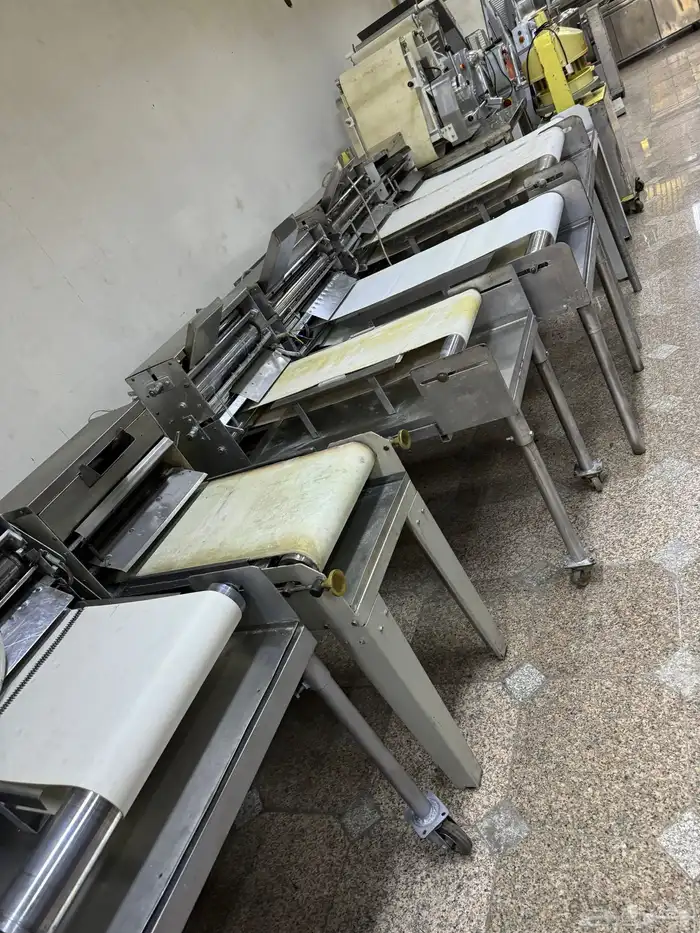 معدات مطاعم مستعمله نضيف شبه جديد 1