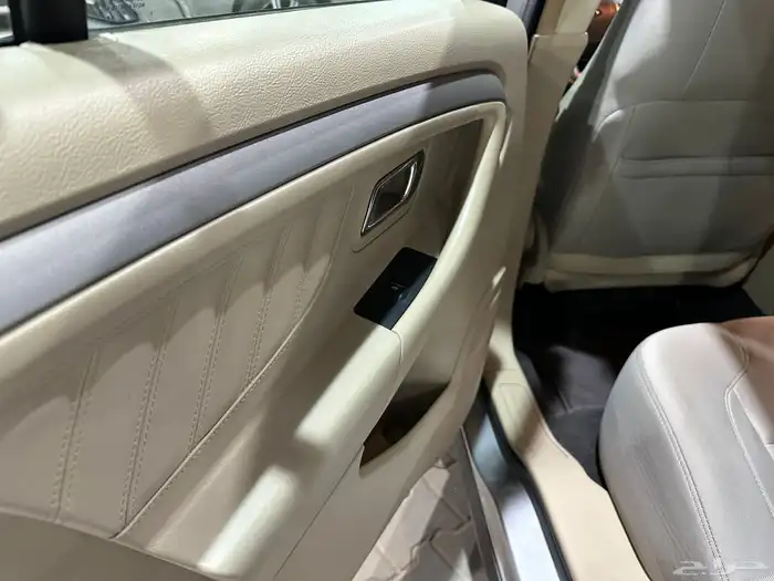 فورد توروس 2017 14