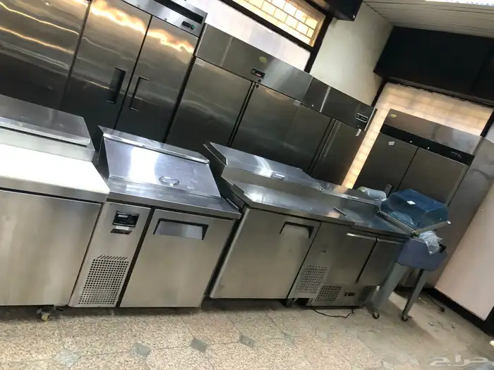 معدات مطاعم مستعمله نضيف شبه جديد 24