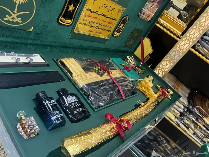 دروع تذكاريه سيف بشت ملازم هدية درع 1