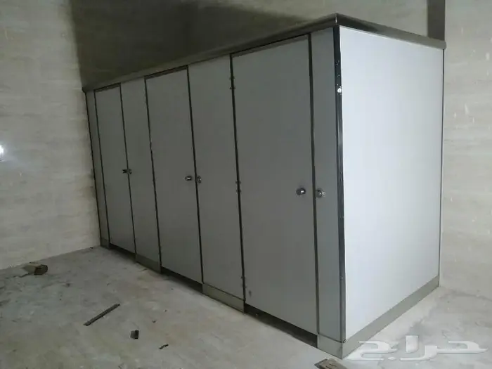 قواطع حمامات الفينوليك مصنع 3