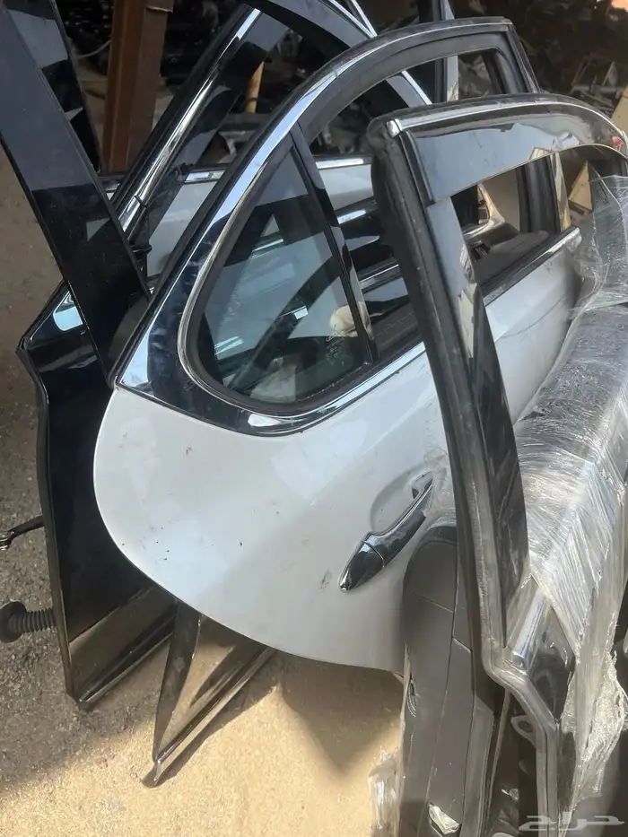 قطع غيار لكزس 18