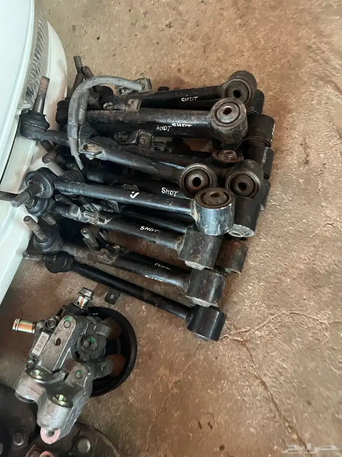 قطع غيار لكزس 47