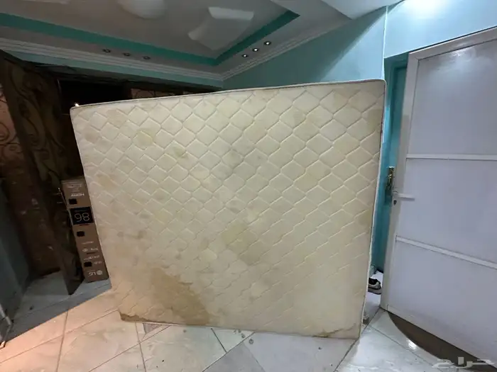 سرير نفرين السوم 0