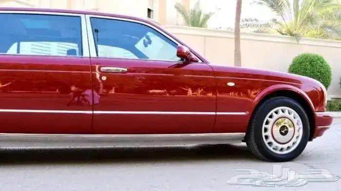 ( سيارة صاحبة سمو ملكي ) روز مخزن كلاسيك 8