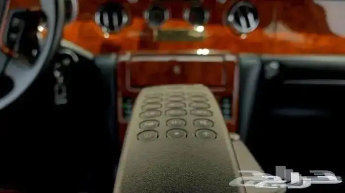 ( سيارة صاحبة سمو ملكي ) روز مخزن كلاسيك 64