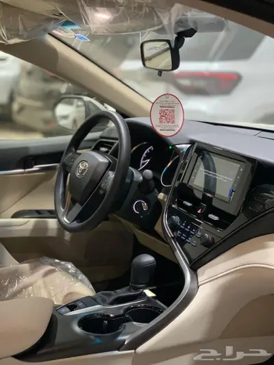 تويوتا كامري LE مطور بنزين 2024 3