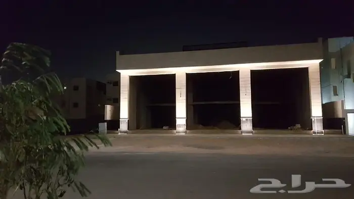 معرض في الملك فهد المدينة المنورة 1