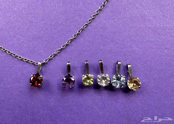 سلسال فضة مختوم من سواروفسكي Swarovski مع ست تعليقات 1