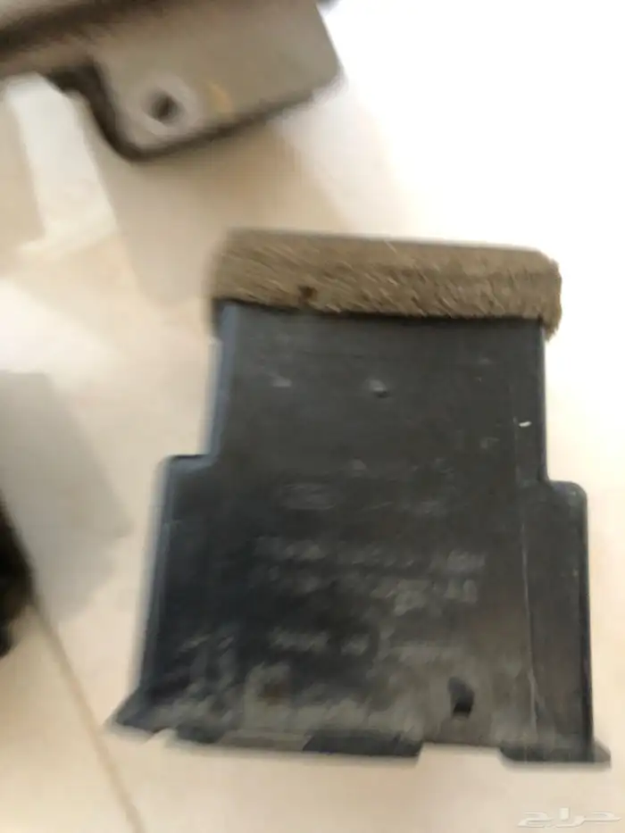 ريش مكيف فورد للبيع 1