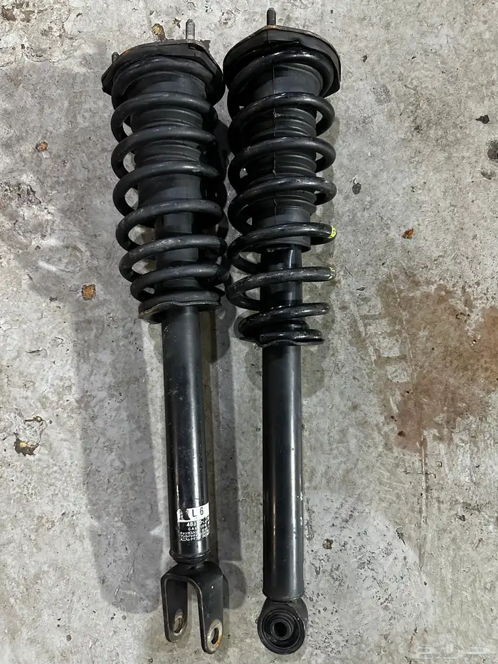 قطع غيار لكزس 6