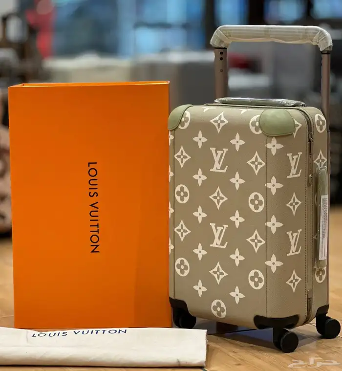 شنط سفر lvماستر كوالتي 21