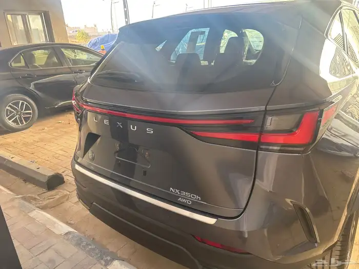 لكزس NX350 AH - هايبرد 2025 3