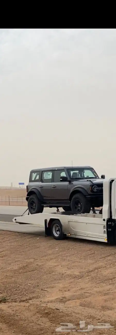 سطحه شرق الرياض لنقل السيارات والدبابات داخل وخارج الرياض 1