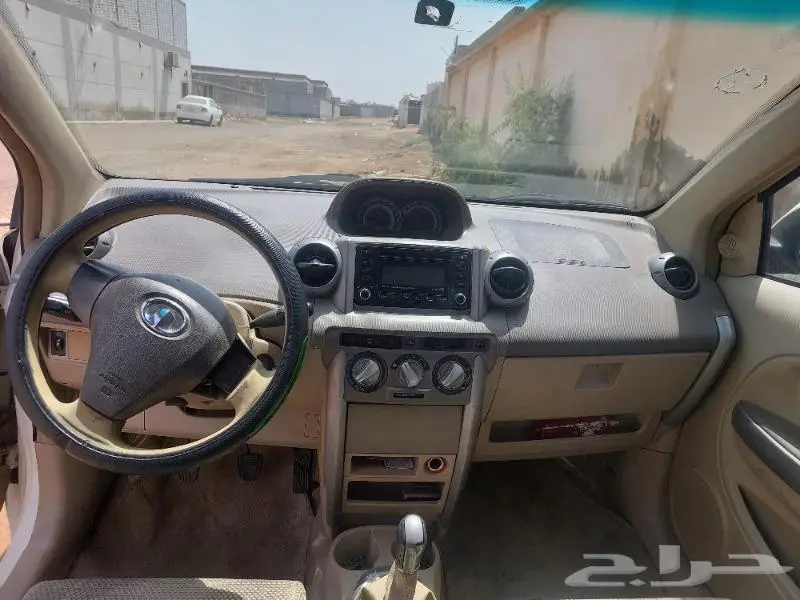 سياره صيني شبه التويوتا 1