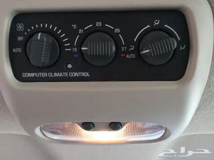 ( من سيارات الديوان الملكي ) جمس مخزن 32